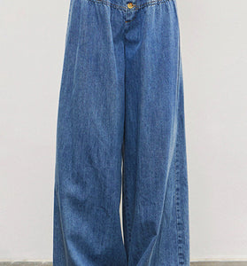 High-Waisted Buttoned Wide-Leg Jeans