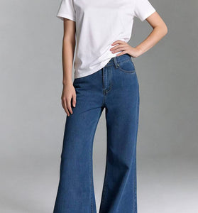 Classic Wide Leg Jeans
