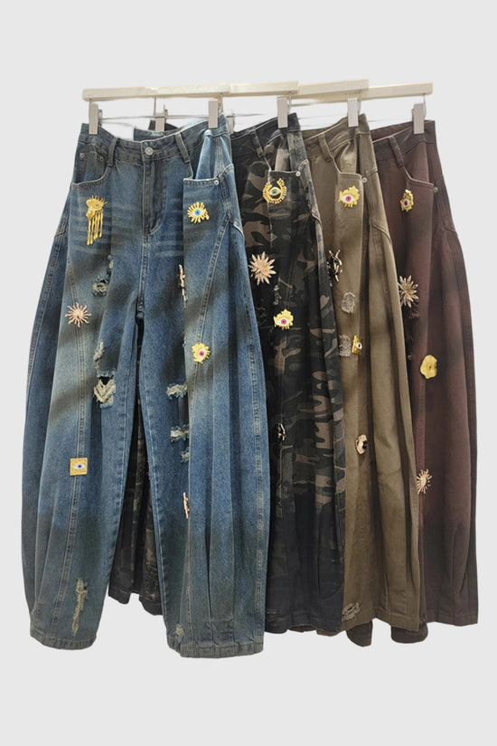 Trendy Distressed Barrel Jeans