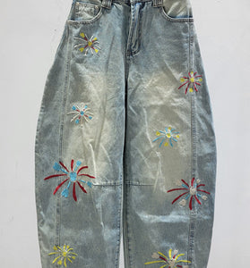 Floral Detail Barrel Jeans
