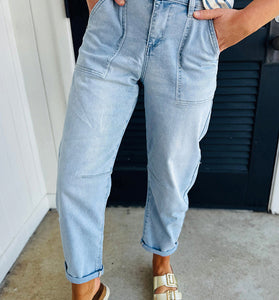 Relaxed Fit Barrel Jeans
