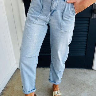 Relaxed Fit Barrel Jeans