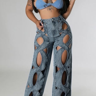 Cut-Out Detail Straight Leg Jeans