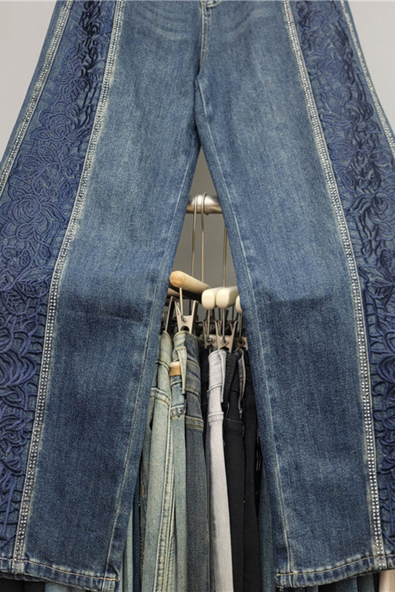 Floral Pattern Straight Leg Jeans