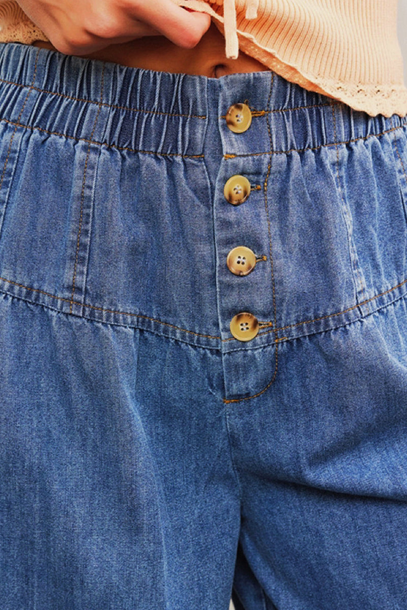 High-Waisted Buttoned Wide-Leg Jeans