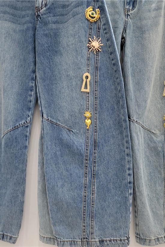 Embellished Barrel Jeans with Accents