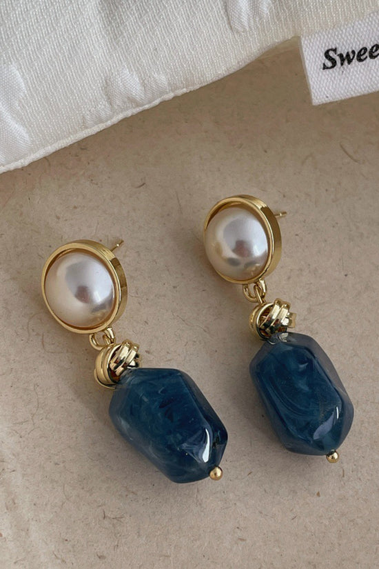 Elegant Pearl Drop Earrings