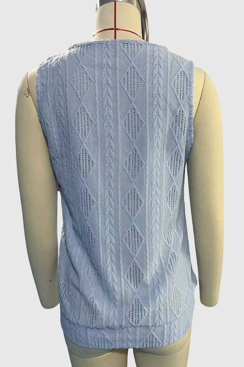 Sleeveless Diamond Pattern Lace Tank