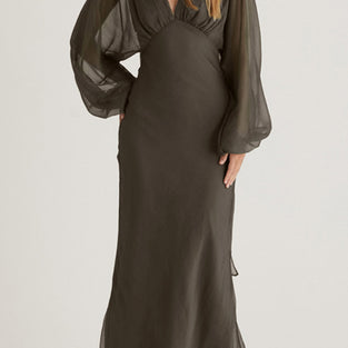 Elegant Chiffon Midi Dress with Tie Detail