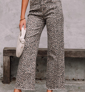Chic Leopard Print Straight Jeans