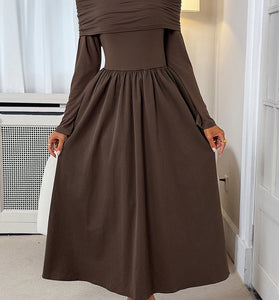 Elegant Long-Sleeve Midi Dress