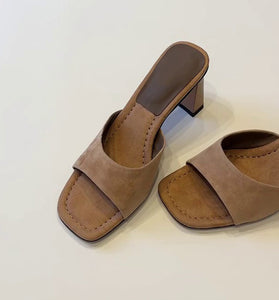 Chic Block Heel Slide Sandals