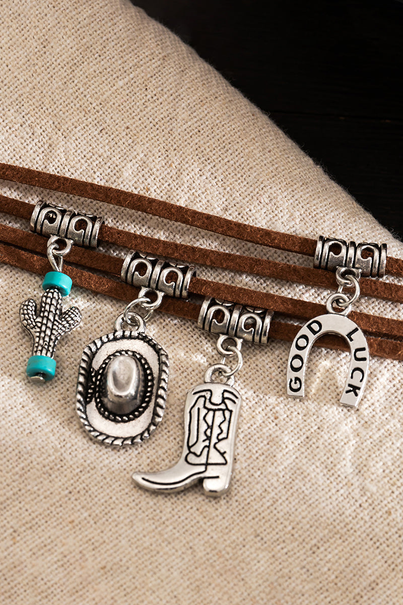 Western Charm Pendant Necklace