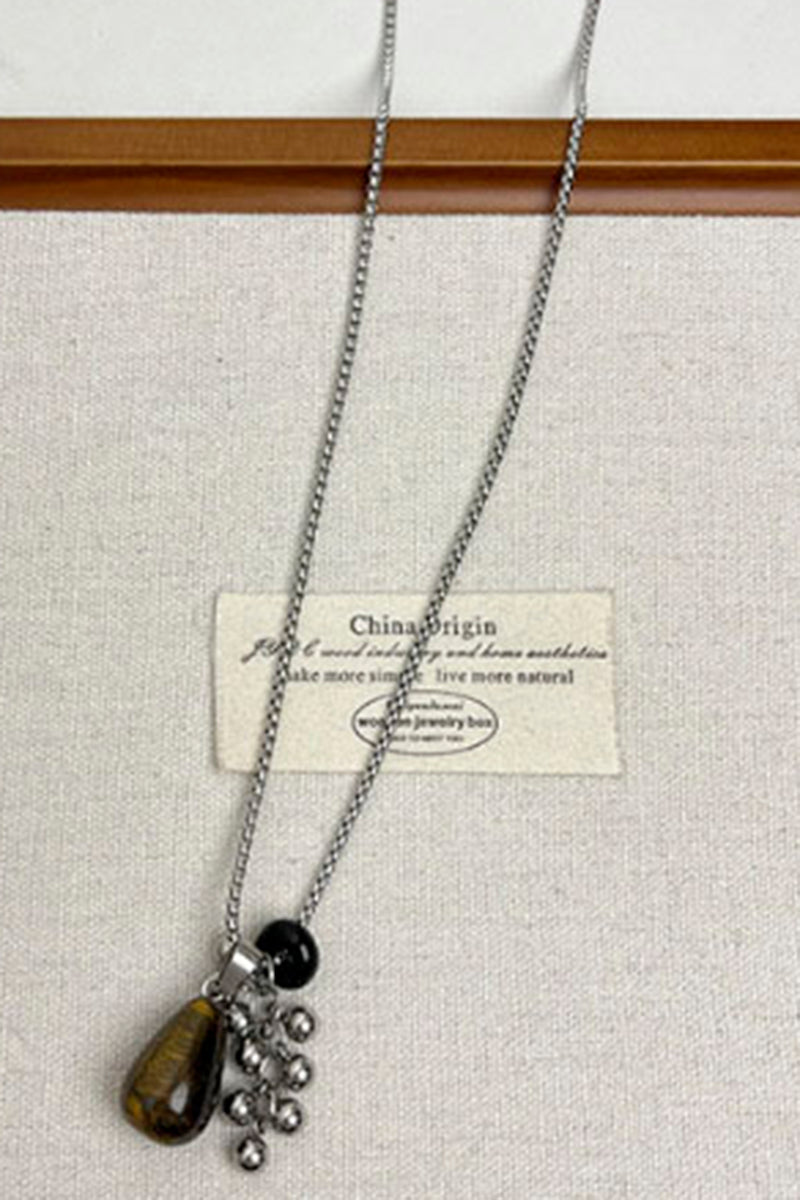 Clustered Pendant Statement Necklace