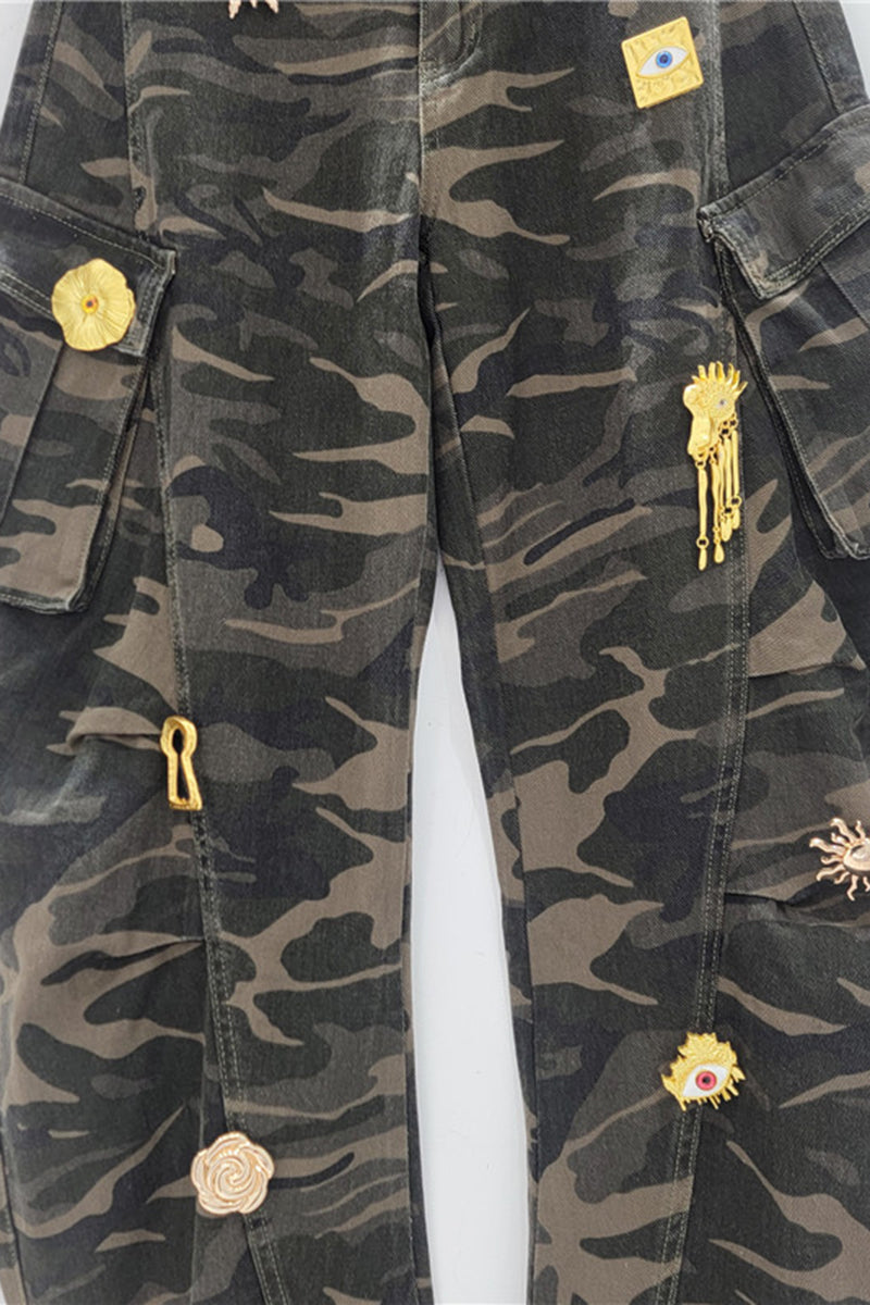 Embellished Cargo Barrel Jeans