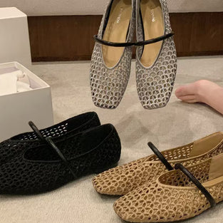 Elegant Cutout Ballet Flats