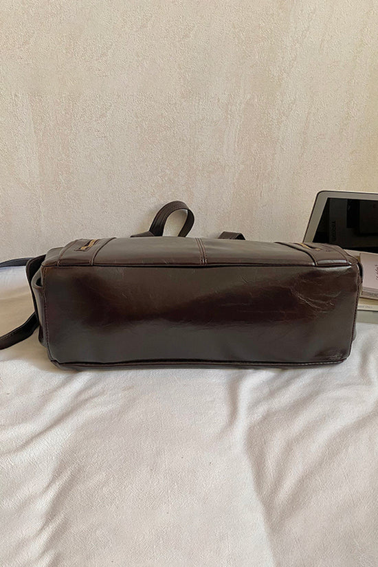 Sleek Handbag with Elegant Zip Details