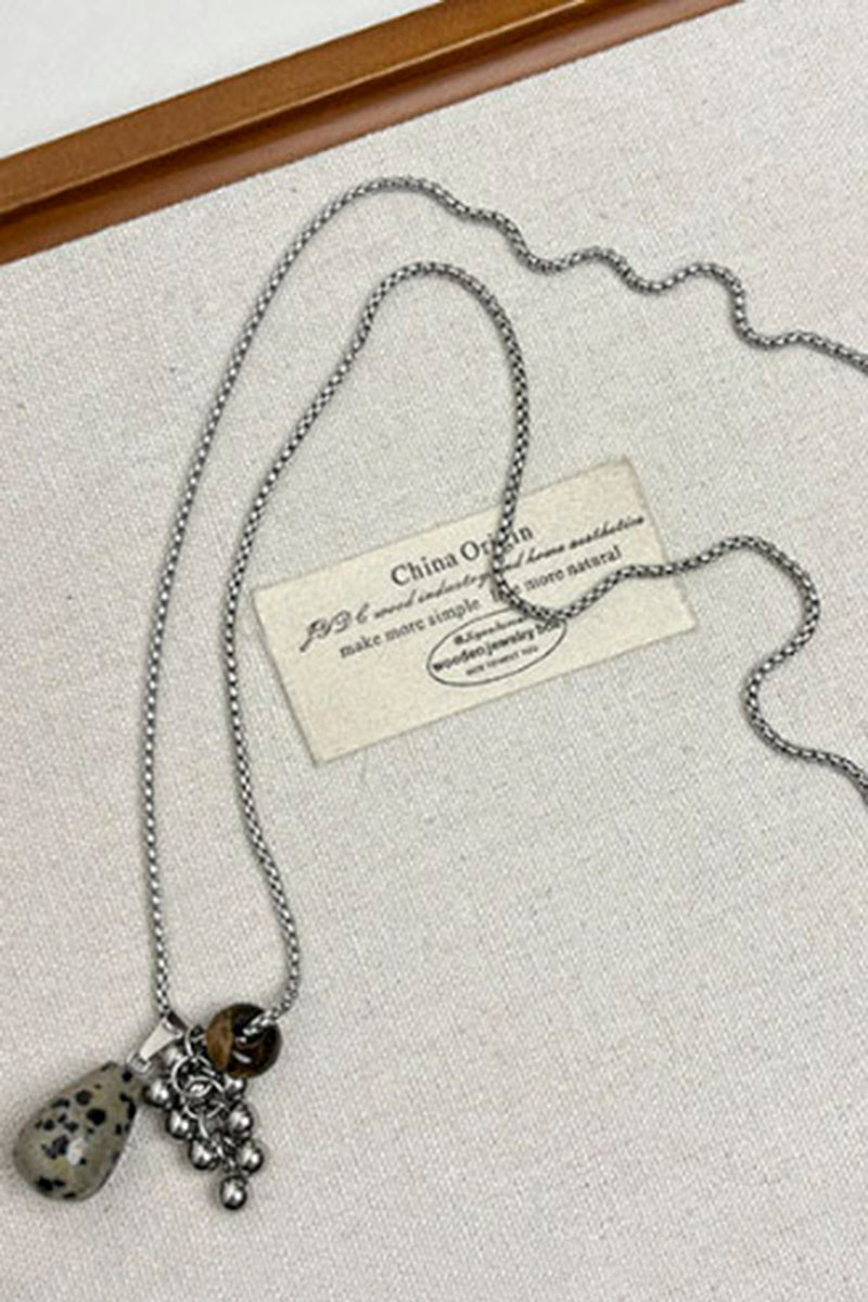 Clustered Pendant Statement Necklace