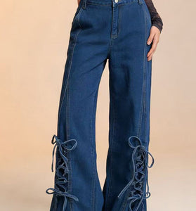 Lace-Up Straight Jeans