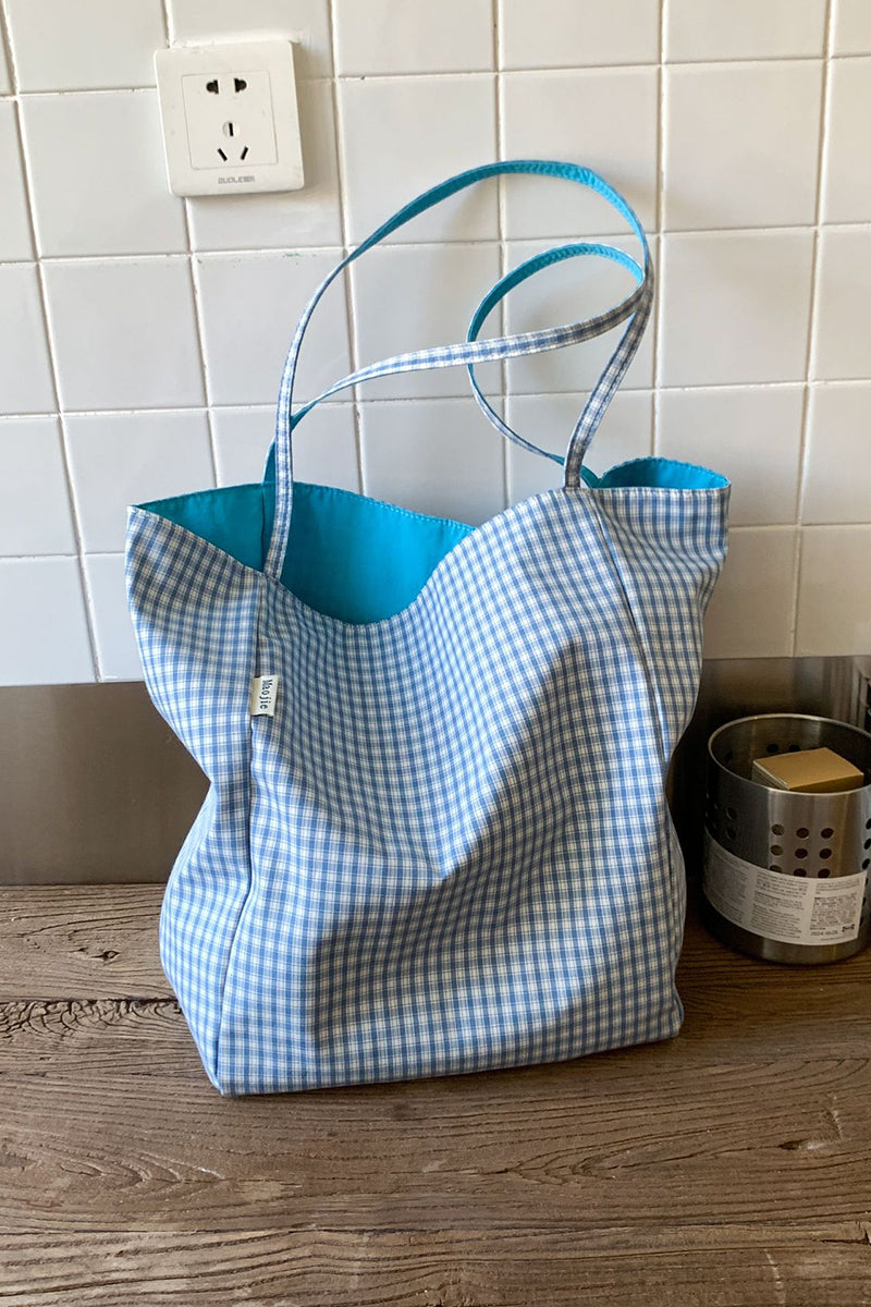 Stylish Checkered Tote Bag