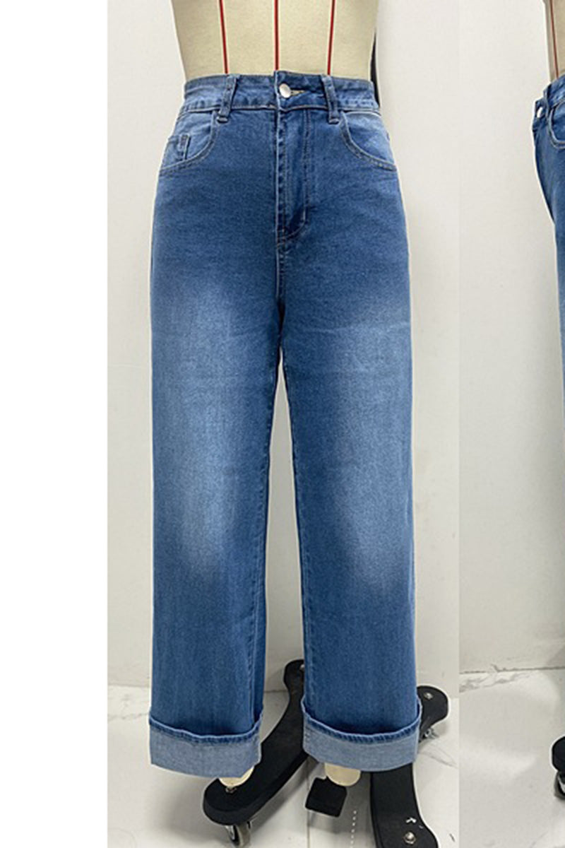 Chic Straight-Leg Jeans for Effortless Style