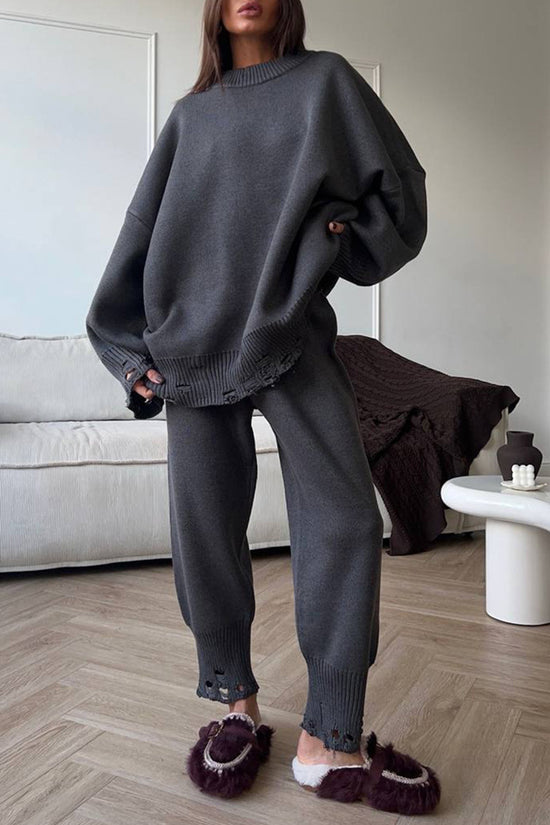 Elegant Pants Set with Knit Details