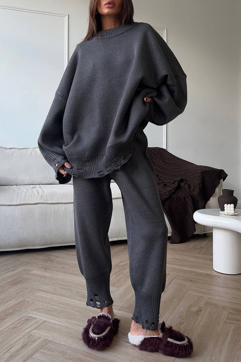 Elegant Pants Set with Knit Details