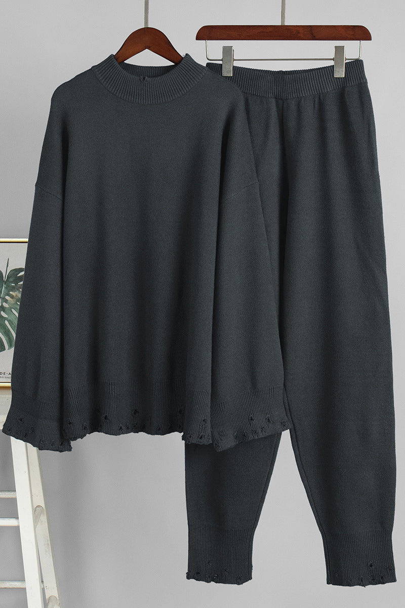 Elegant Pants Set with Knit Details