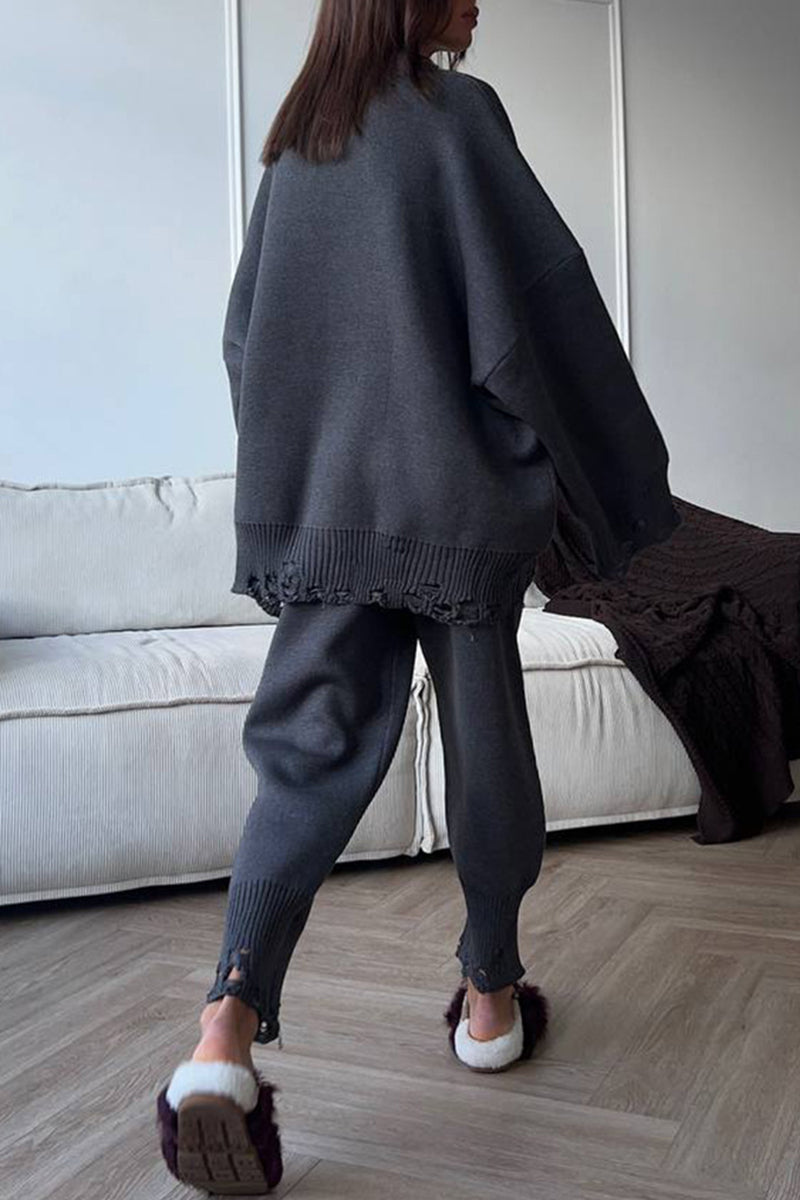 Elegant Pants Set with Knit Details