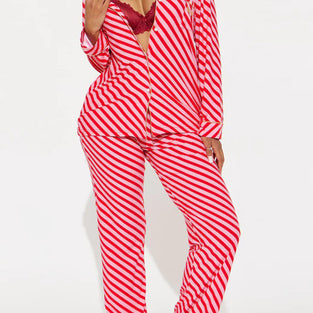 Cozy Classic Pajama Set with Contrast Trim