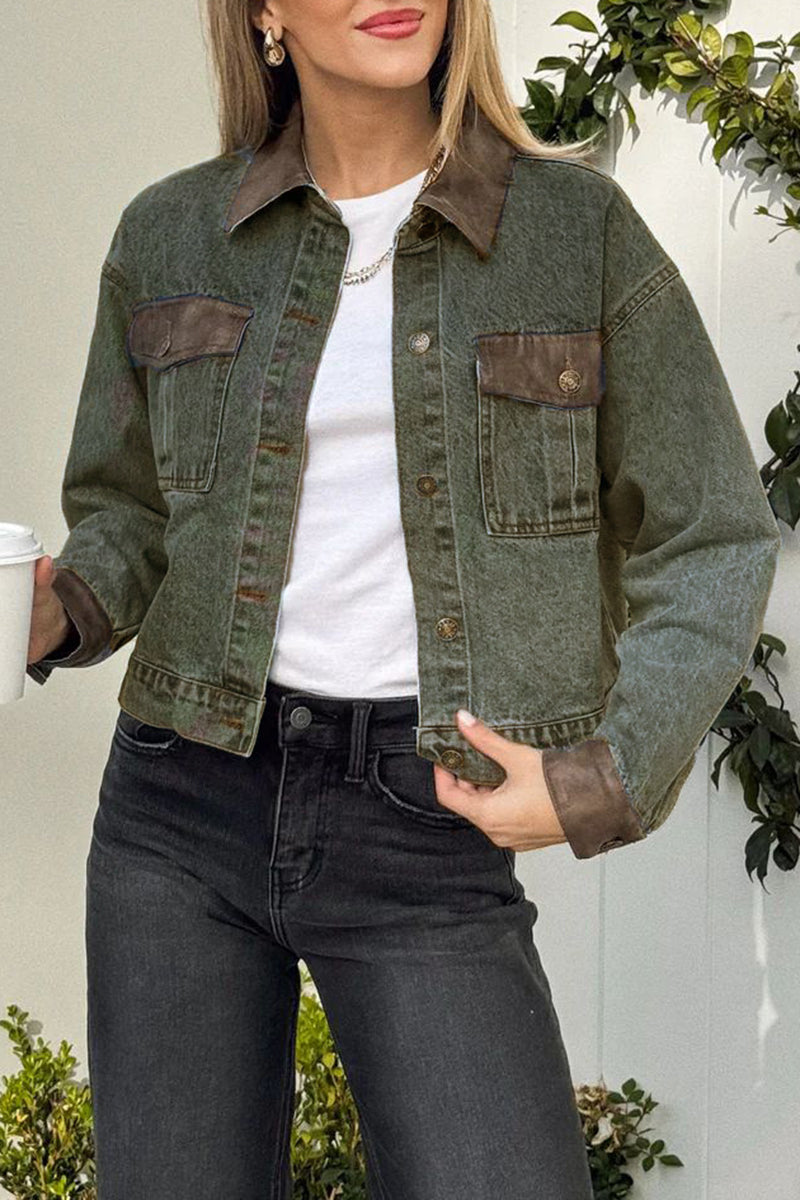 Chic Cropped Denim Jacket with Pockets