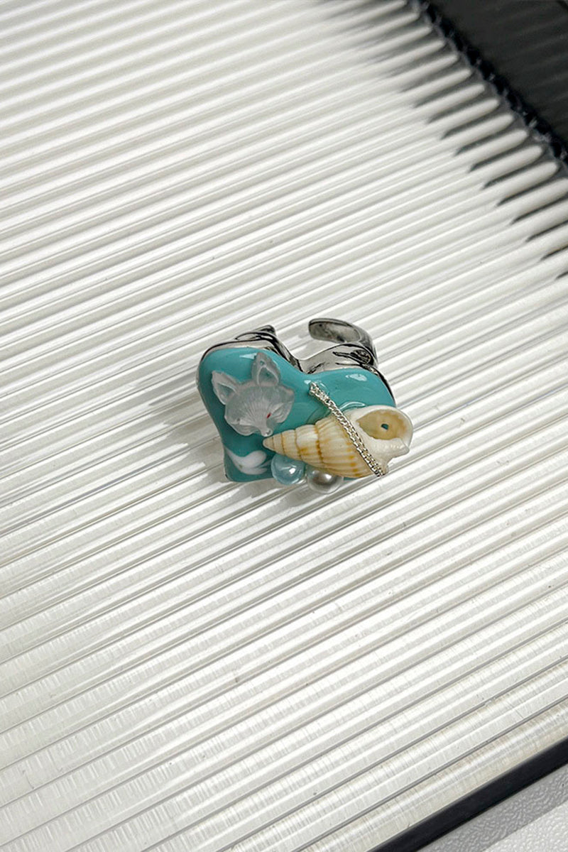 Ocean-Inspired Seashell Statement Ring