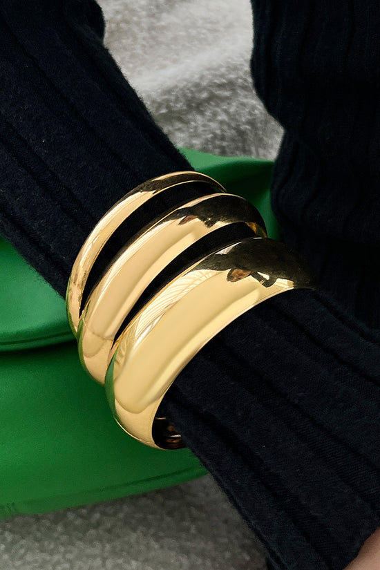 Elegant Bangle Set with Chic Clutch