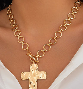 Chunky Chain Cross Pendant Necklace