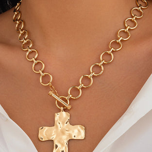 Chunky Chain Cross Pendant Necklace