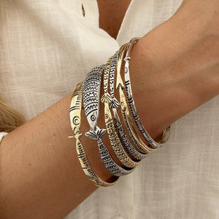 Elegant Fish Motif Bangle