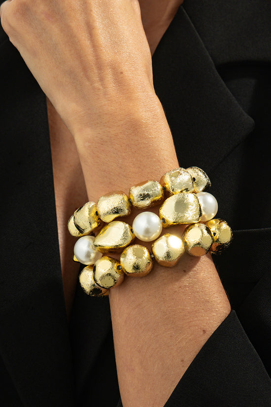Chunky Pearl and Gold Tone Bracelet