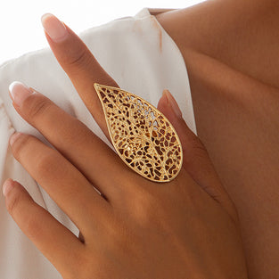 Bold Cluster Statement Ring