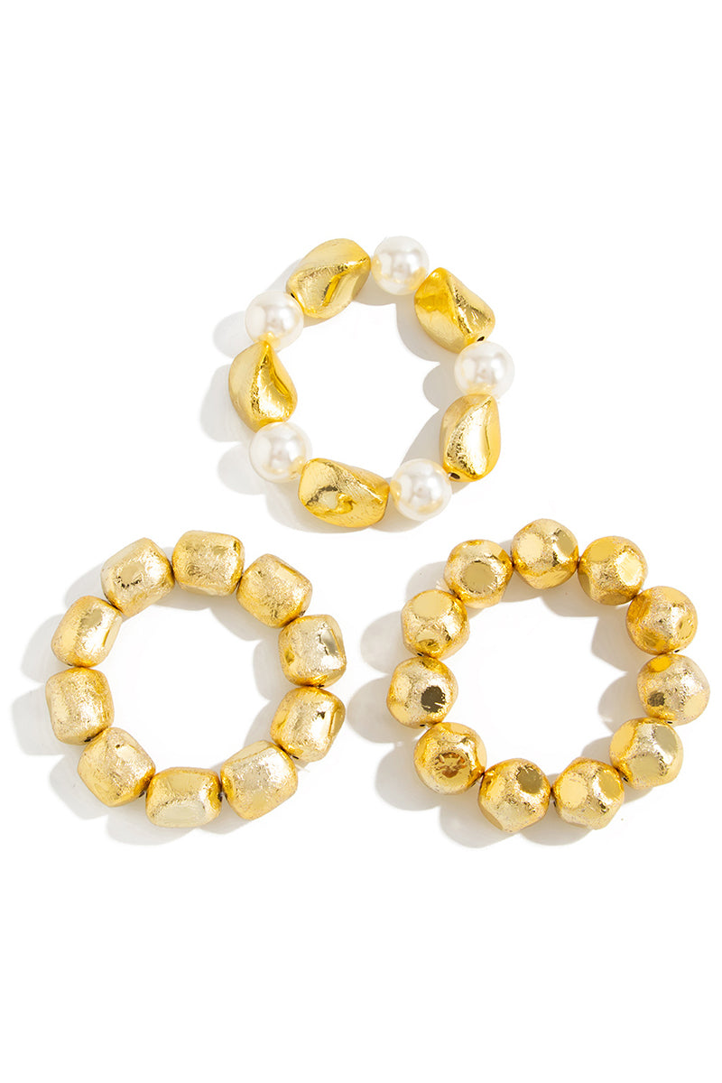 Chunky Pearl and Gold Tone Bracelet