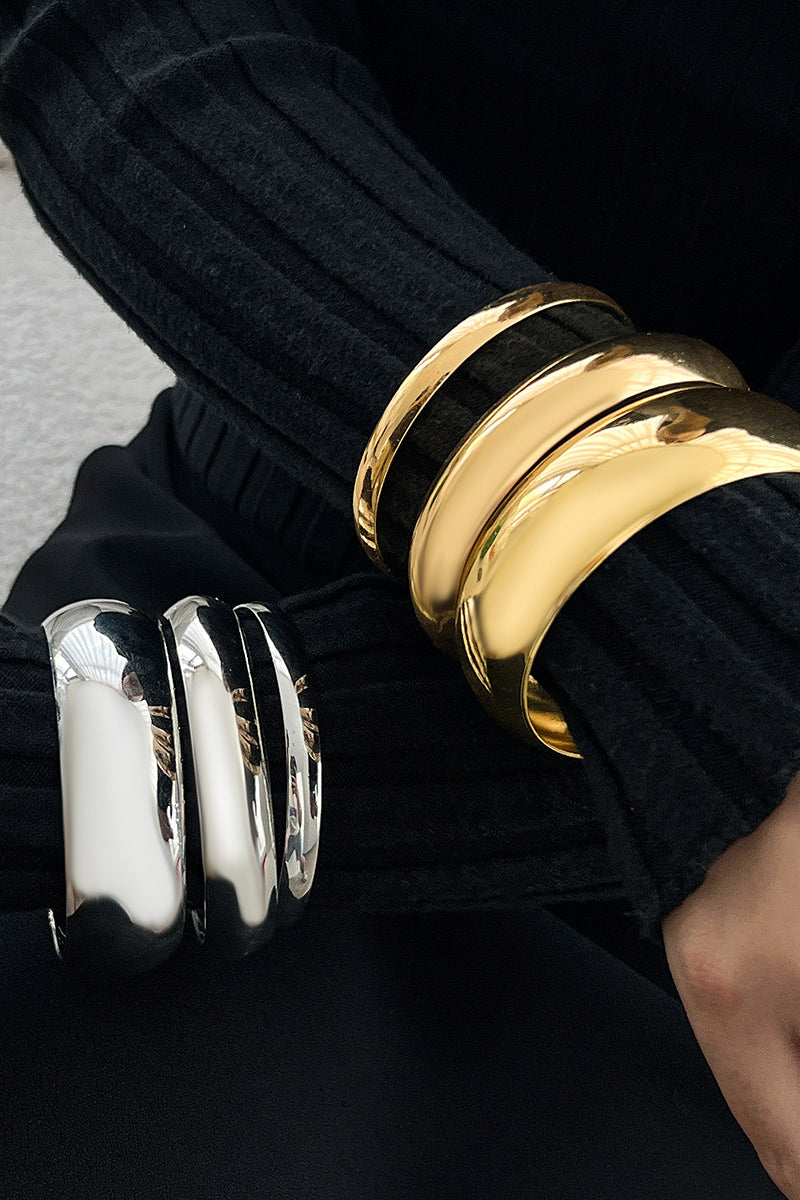 Elegant Bangle Set with Chic Clutch