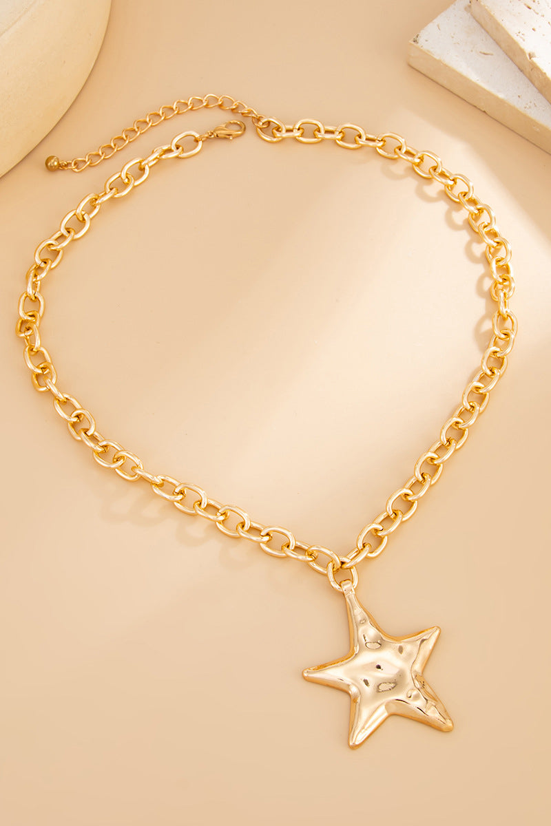 Star Pendant Chain Necklace