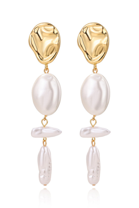 Elegant Drop Earrings with Modern Design