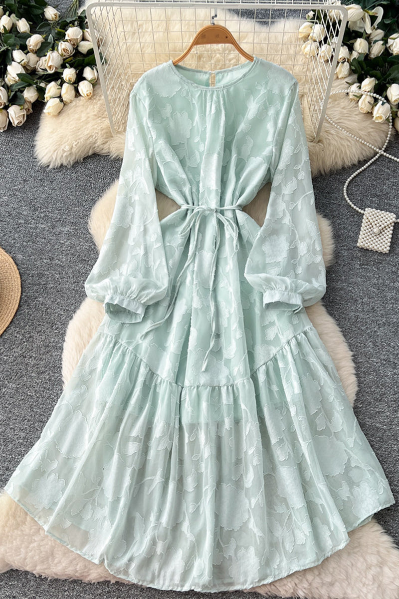 Elegant Tie-Waist Casual Dress