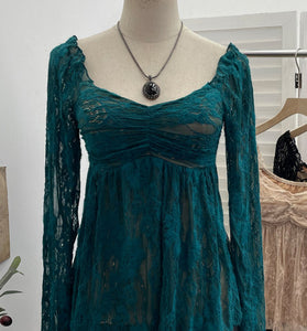 Elegant Lace Long Sleeve Top