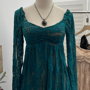 Elegant Lace Long Sleeve Top