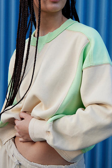 GREEN