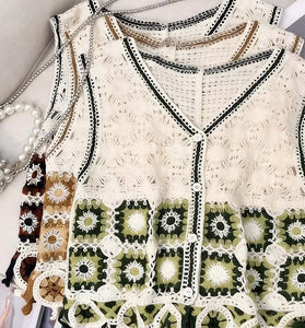 Floral Knit Square Pattern Sweater Vest