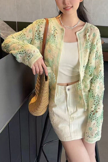GREEN