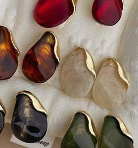 Sculpted Elegance Statement Earrings