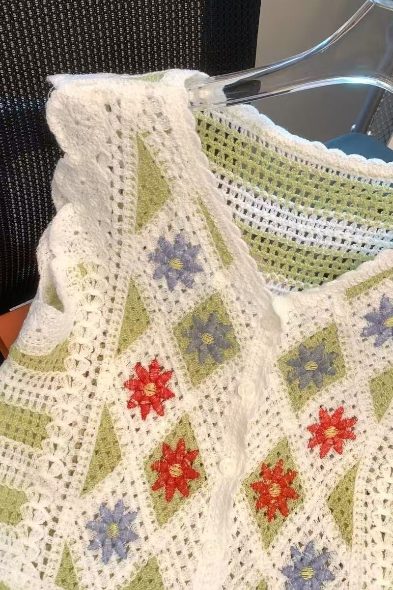 Floral Crochet Patterned Sweater Vest